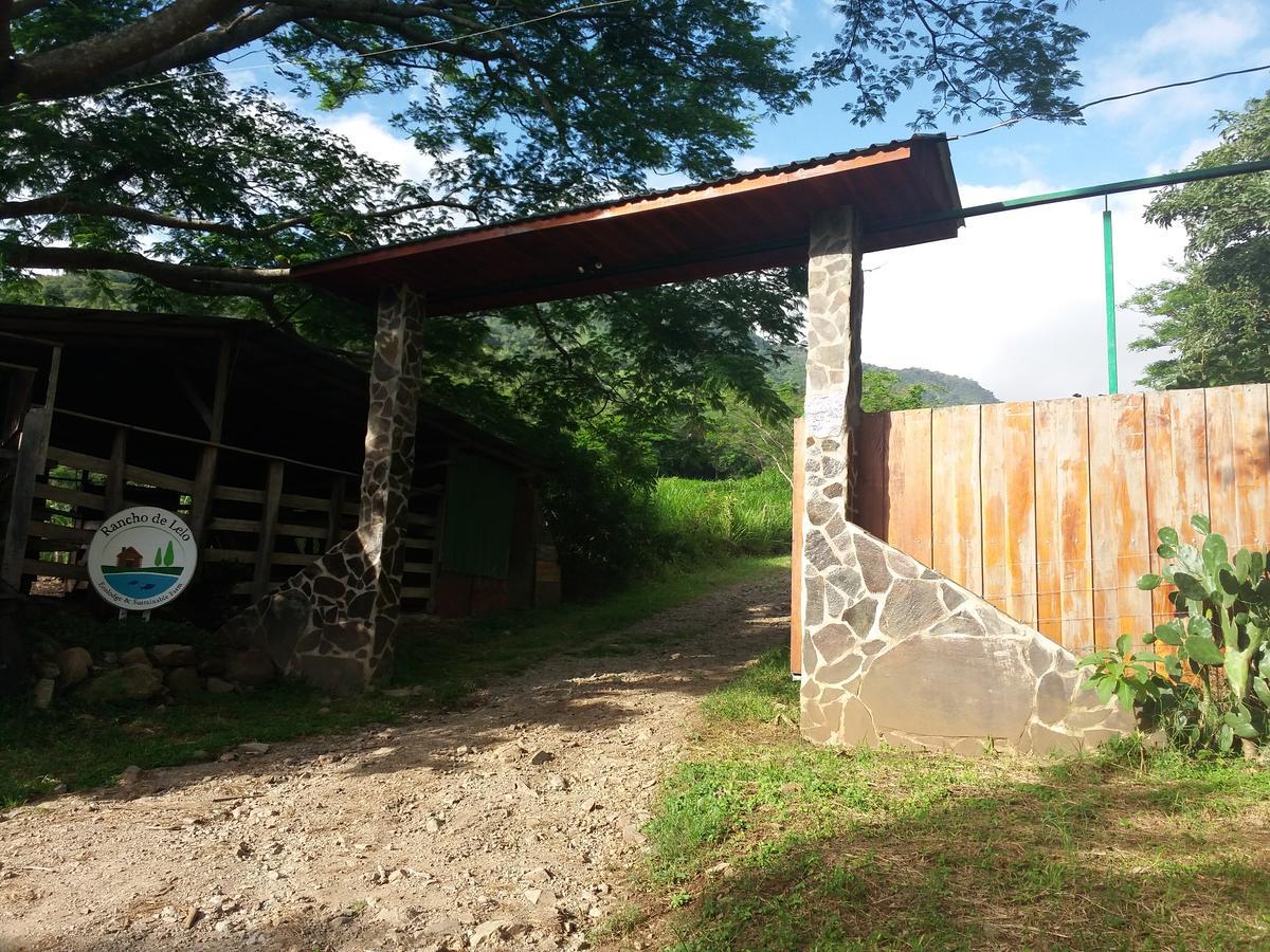 Rancho De Lelo Ecolodge Monteverde Exterior foto